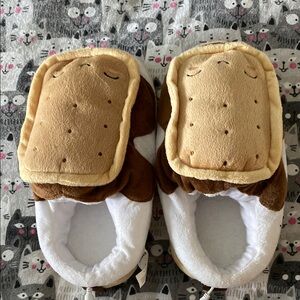 Plug in heated S’mores slippers